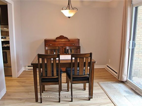 5th image of 14 Sweetbriar Cir #4