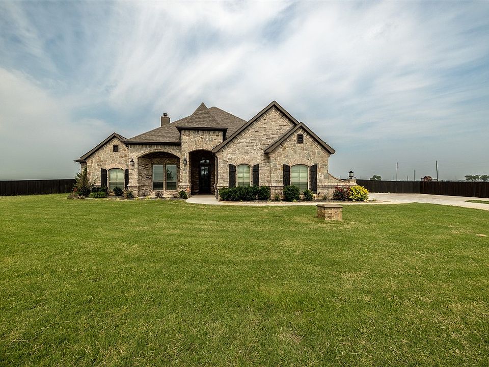 1061 Pilgrim Trl, Weatherford, TX 76088 MLS 20357645 Zillow