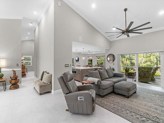 5th image of 720 Birdie Court