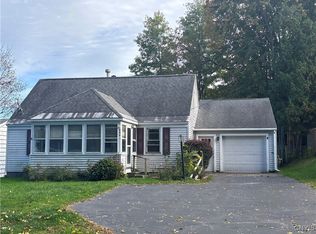 890 Cayuga St, Fulton, NY 13069