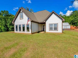 166 Twinview Way, West Blocton, AL 35184