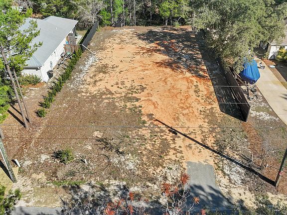 3rd image of 412 Ricker Ave