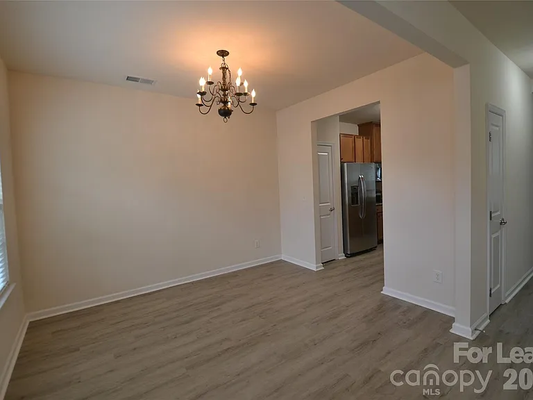 16208 Murphey Trail Ln — Photo 2