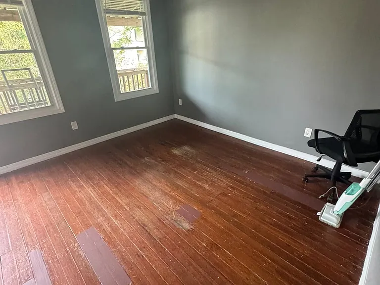 182 Hewitt St #2 — Photo 7