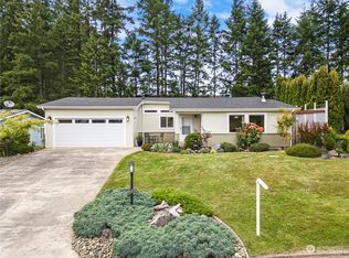 44 Sunset Meadows Ln, Pt Hadlock, WA 98339