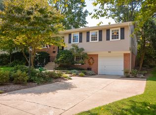 8415 Georgian Way, Annandale, VA 22003