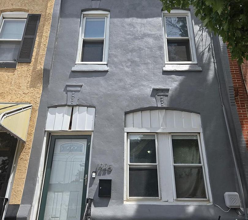 1st image of 1225 W Huntingdon St