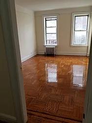 Rented by Sterea Agency