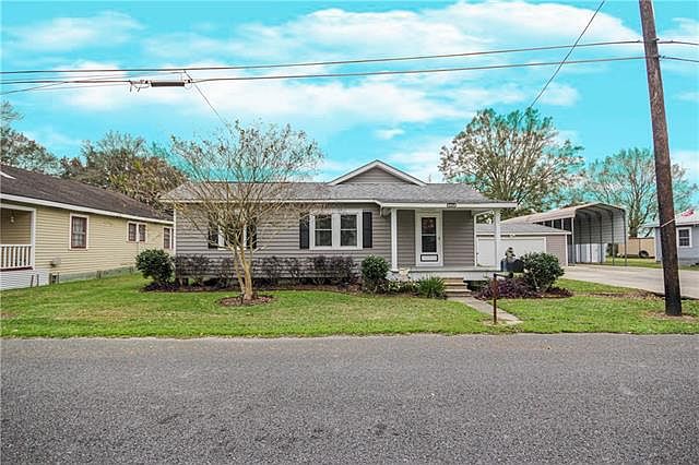 1st image of 124 Gourgues St
