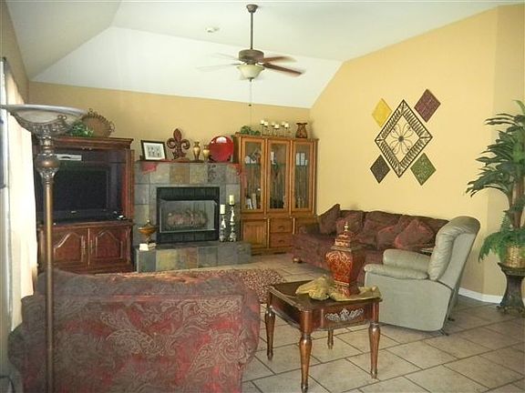 2nd image of 119 Wolf Lair Dr