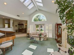 449 Twin Oaks Ct, Thousand Oaks, CA 91362