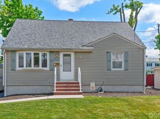 149 Archangela Ave, Colonia, NJ
