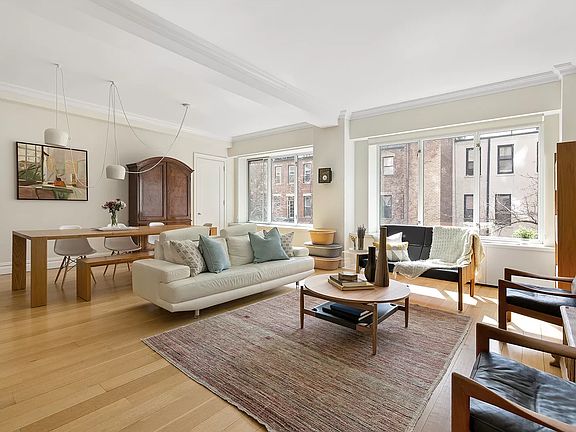 2nd image of 150 W 79th St #2EF