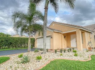 4362 Pine Ridge Ct, Fort Lauderdale, FL 33331