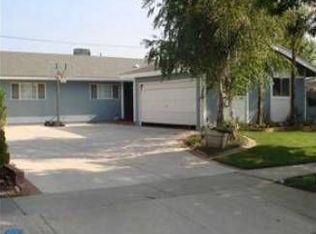 22332 Festividad Dr, Santa Clarita, CA 91350