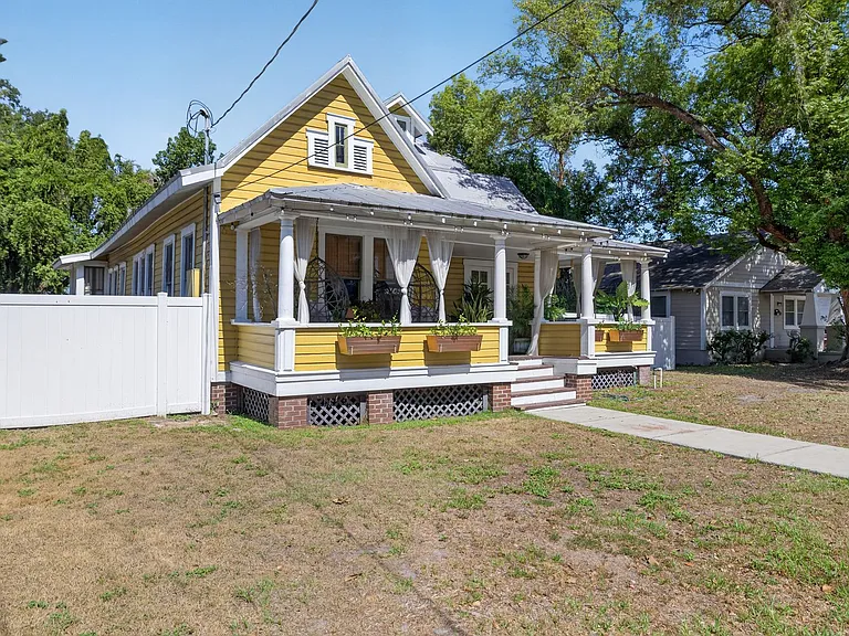 2904 N Jefferson St — Photo 2