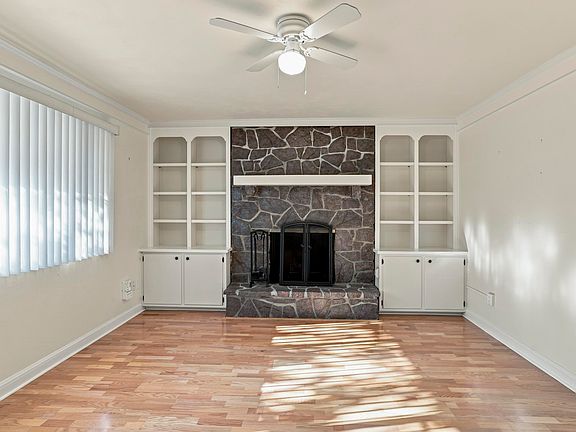 2nd image of 3219 Thomasville Rd APT 2B