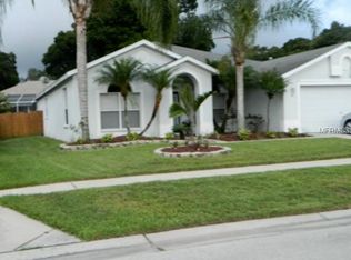 2740 Valencia Grove Dr, Valrico, FL 33596