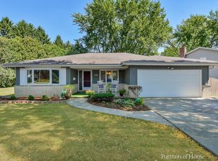 1611 Mayo Ave, Wheaton, IL 60189