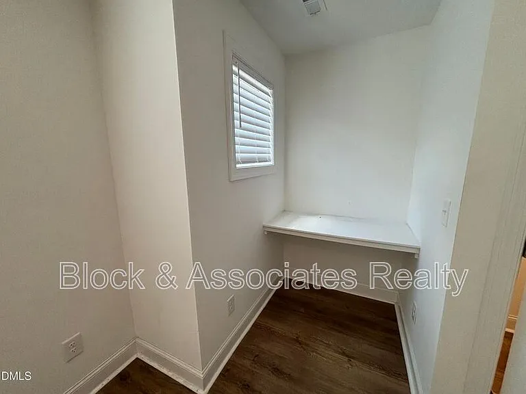 5710 Parker Pines Ct — Photo 62