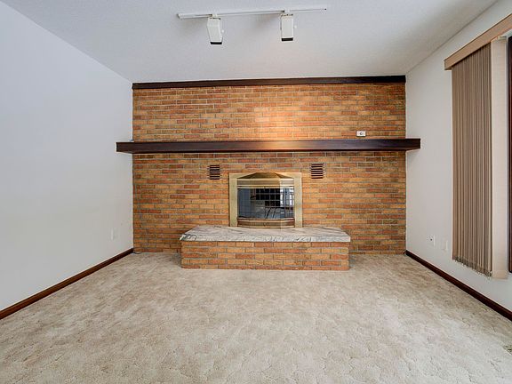 5th image of 10903 N Long Lake Rd