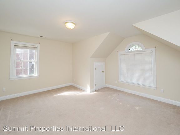 5th image of 1624 Marble Hill Dr