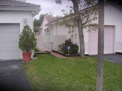 18950 NW 22nd St, Pembroke Pines, FL, 33029