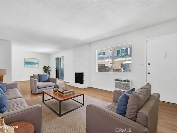 5232 Corteen Pl Unit 10, Valley Village, CA 91607