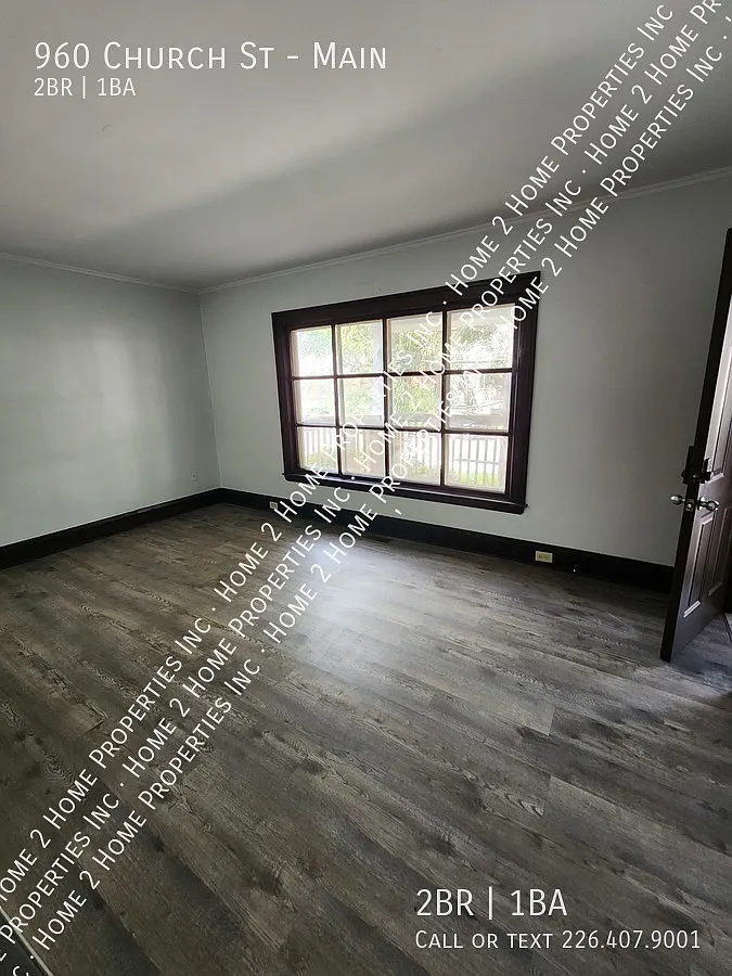Newly renovated home with character — Photo 4