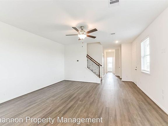 4th image of 7104 Fannin St