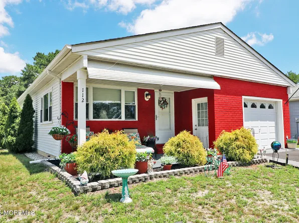 112 Santiago Drive, Toms River, NJ 08757