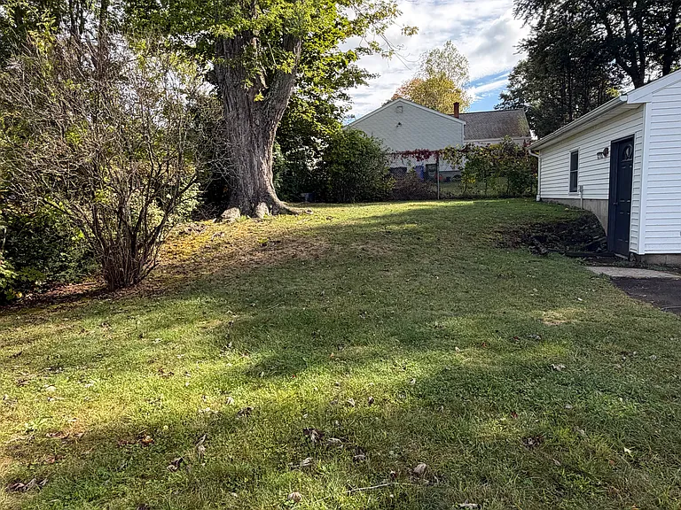 222 Chestnut Hill Ave — Photo 24