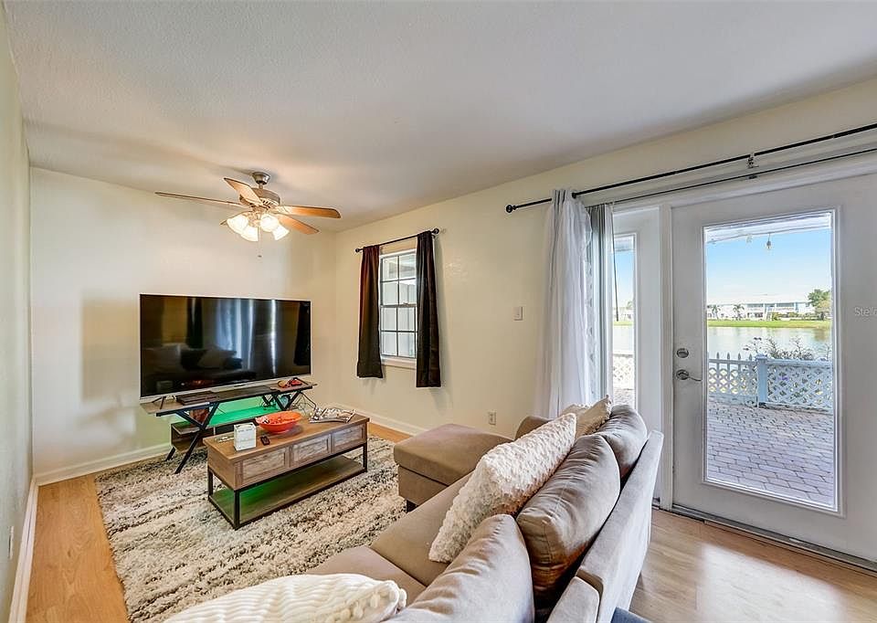 166 Pompano Dr SE Saint Petersburg, FL Zillow Apartments for Rent