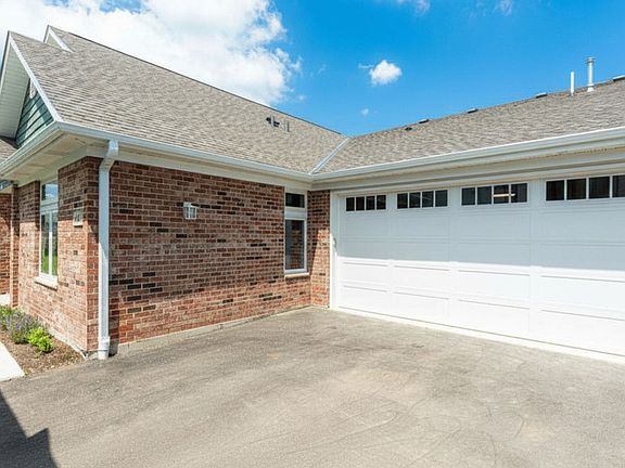 2nd image of 437 Stearn Dr #437