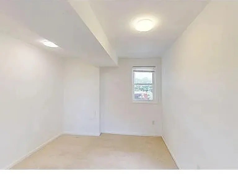 4241 Foote St NE — Photo 5