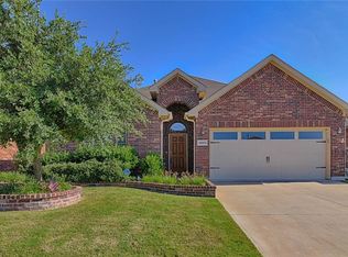 5003 Prestwick Dr, Arlington, TX 76001
