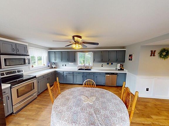 5th image of 251 Hampden Road