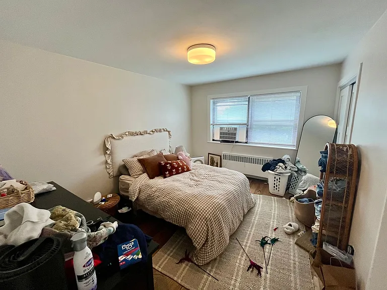 2600 E Kenwood Blvd — Photo 47