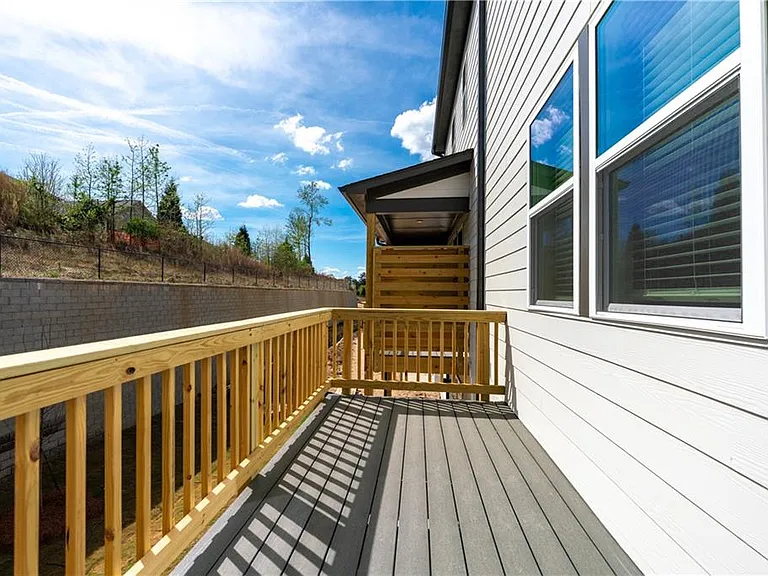 376 Sunset Hollow St — Photo 33