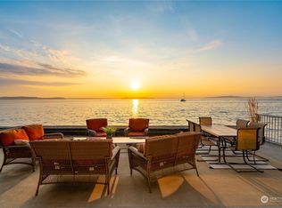 7127 Beach Dr SW, Seattle, WA 98136