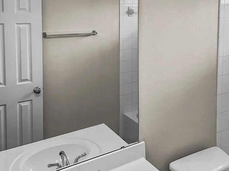 6220 Reddenson Dr — Photo 13