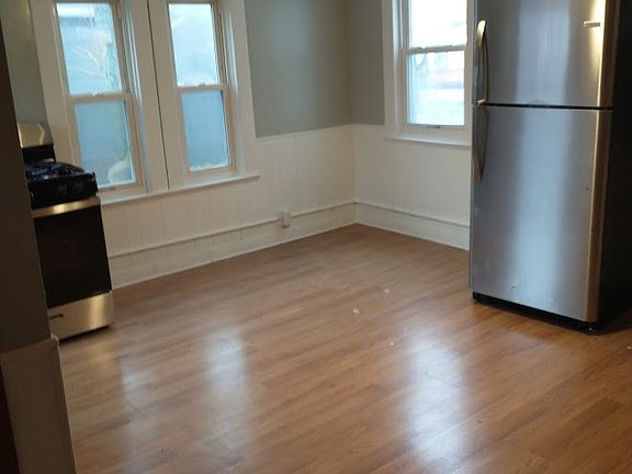 5th image of 417 Auburn Ave #2