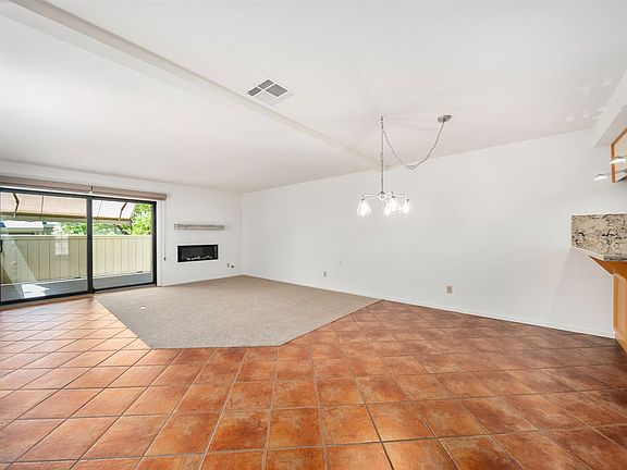 5th image of 12192 Summer Ridge Dr #20