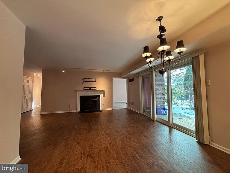 303 Mountainview Dr #303 — Photo 22