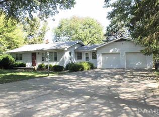 276 W Forrest Dr, Metamora, IL 61548