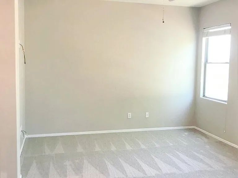 3618 W Marconi Ave — Photo 12