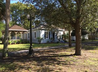 911 Elm Ave, Sanford, FL 32771