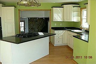 2nd image of 4395 NE 88th St