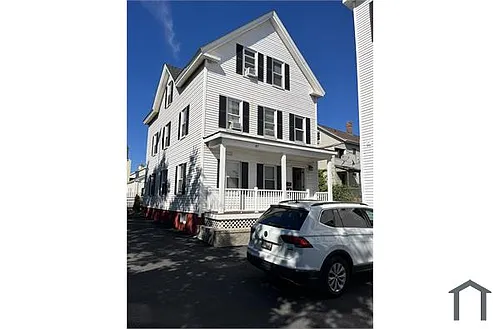 87 Endicott St Photo 1