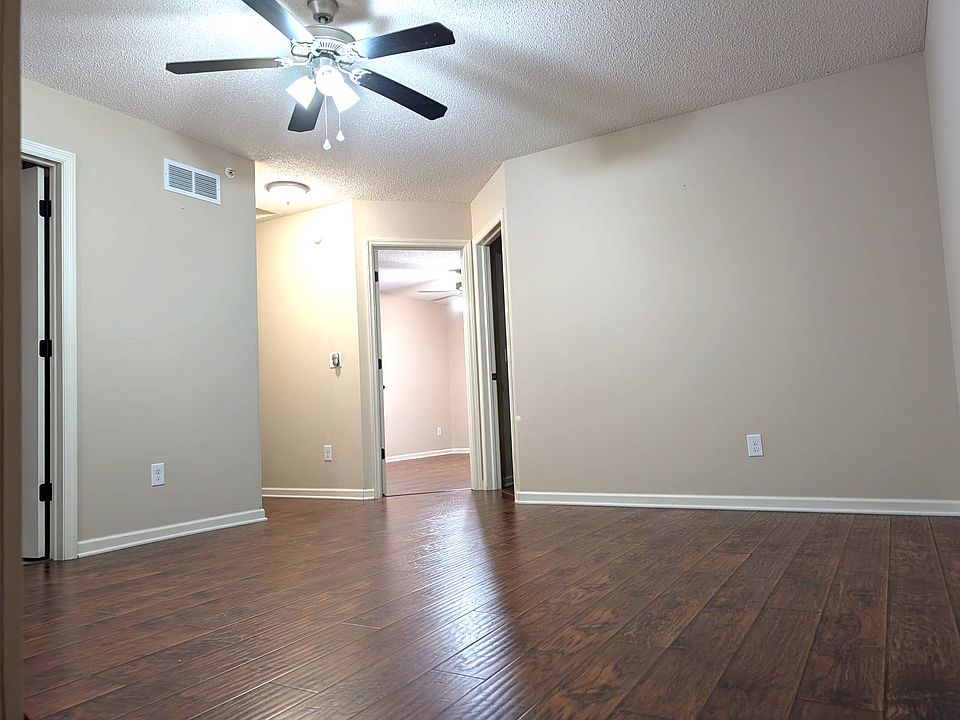 1st image of 15613 60th Ave N